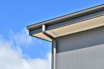 Gutter System on Roof Edge