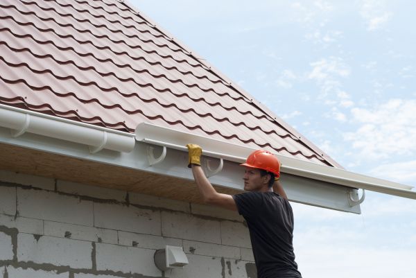 Cost of Rain Gutter Repair in Daytona Beach